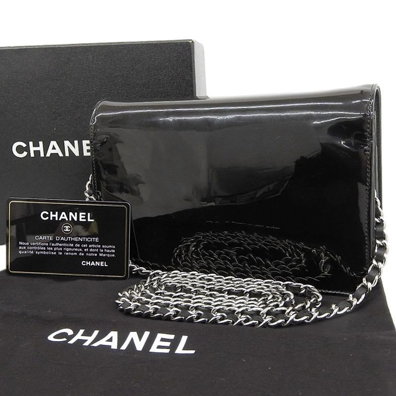 Chanel Makeup Line Chain Wallet Shoulder Bag — view 2