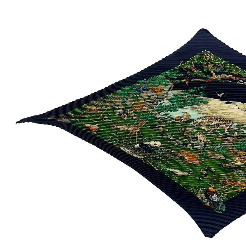 Hermes Scarf Silk Pleats Sichuan Navy — view 2