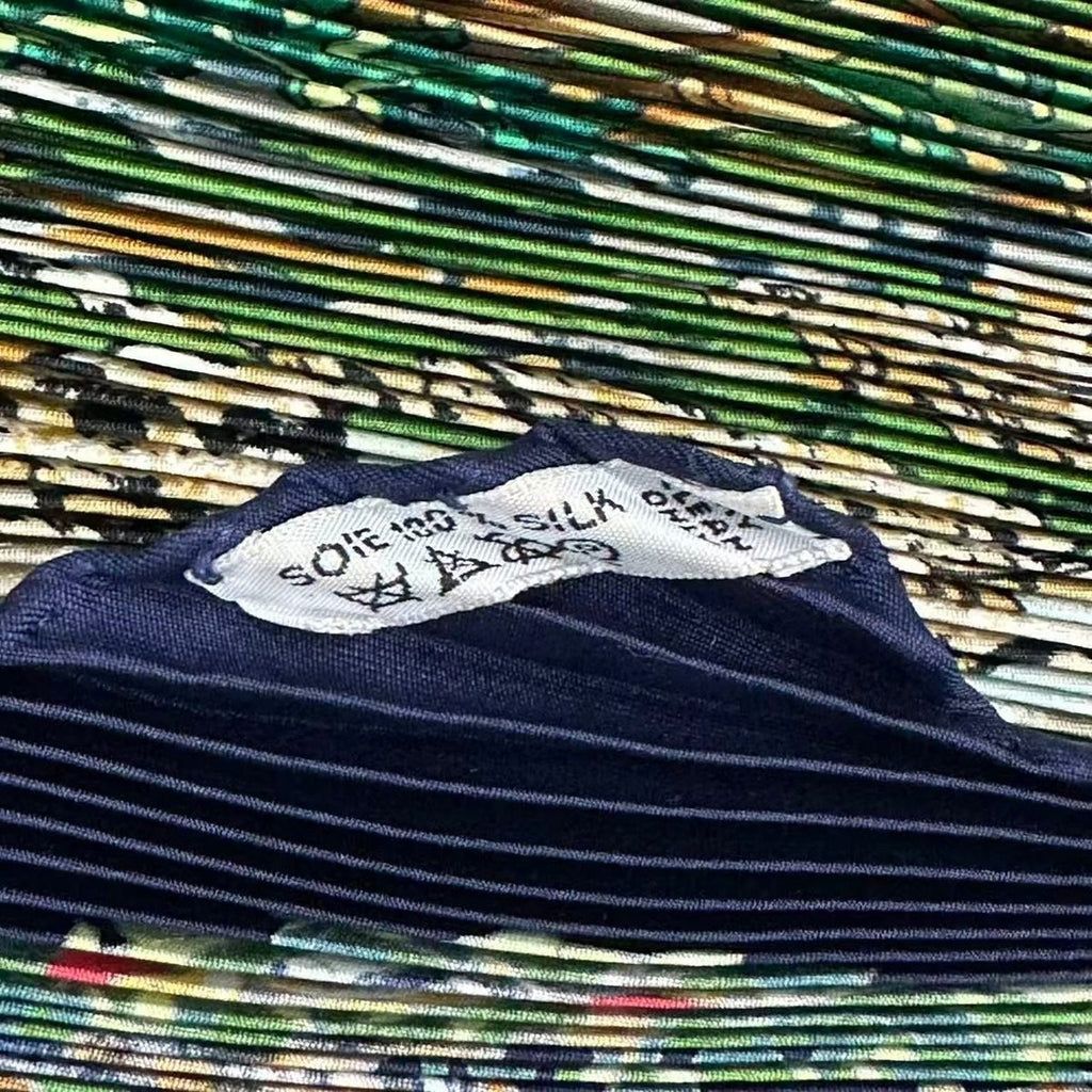 Hermes Scarf Silk Pleats Sichuan Navy — view 7