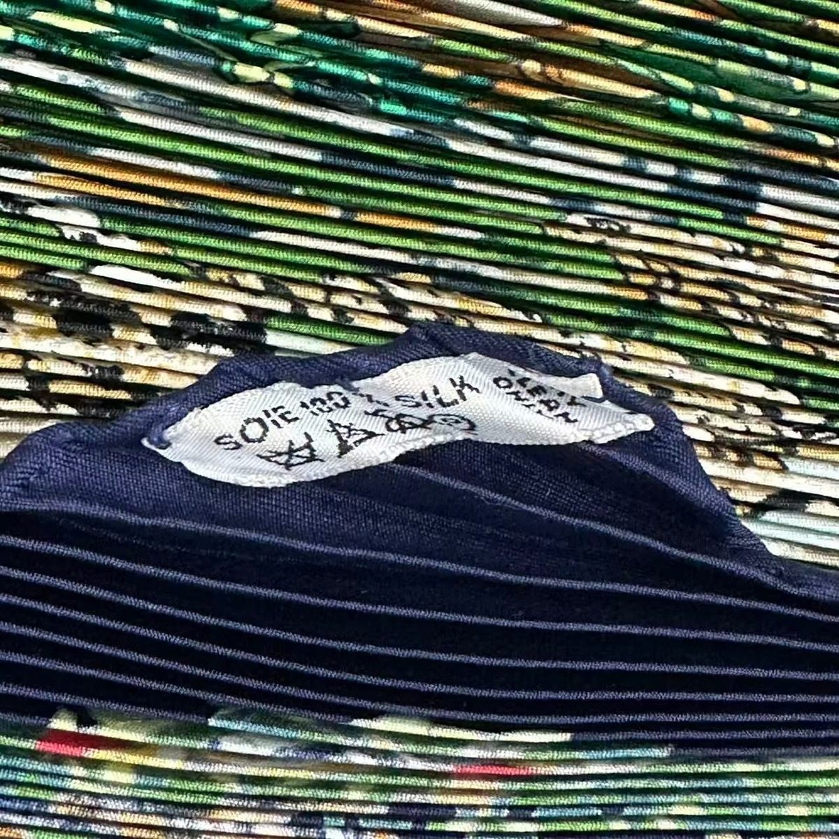 Hermes Scarf Silk Pleats Sichuan Navy — view 7
