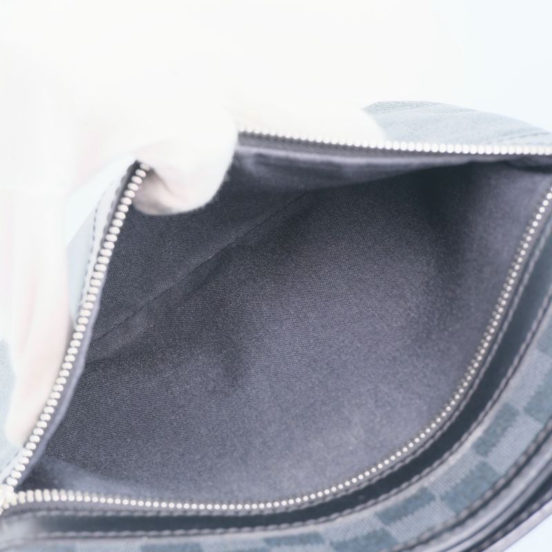 Louis Vuitton Thomas Damier Graphite Canvas Black Vi3171 — view 9