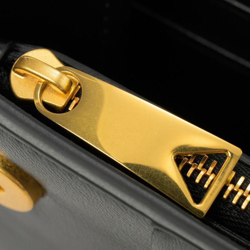 Bottega Veneta Long Wallet Leather Chain Nero — view 9