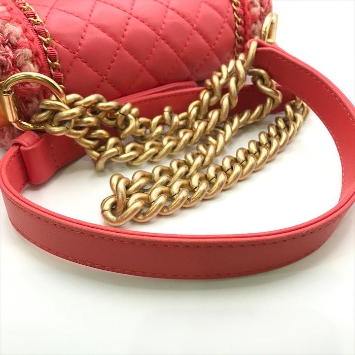 Chanel CC Logo Tweed Lambskin Chain Shoulder Bag Pink Gold — view 6