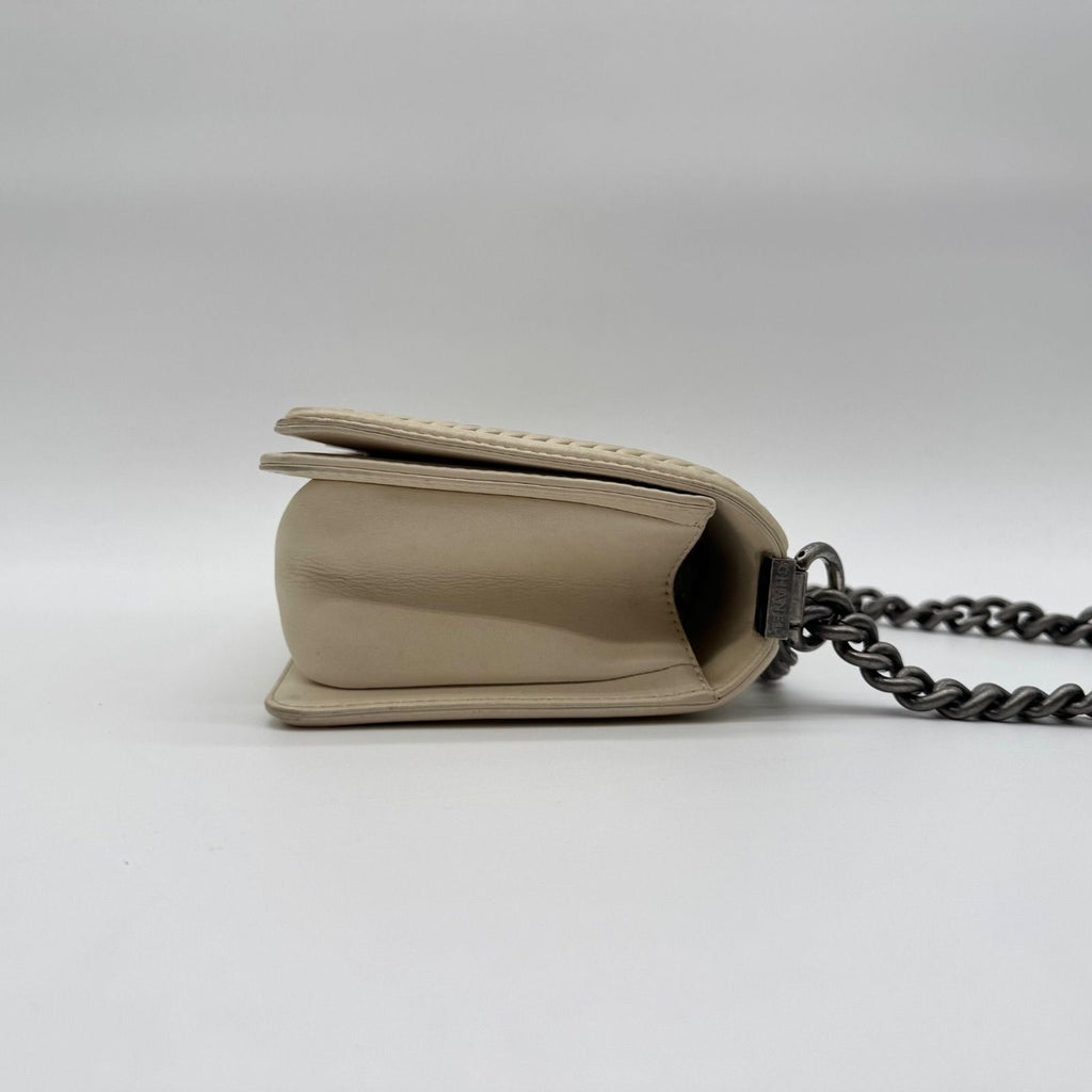 Chanel Shoulder Bag Boy Stitch CC Logo Leather Ivory with Shield Silver — view 3