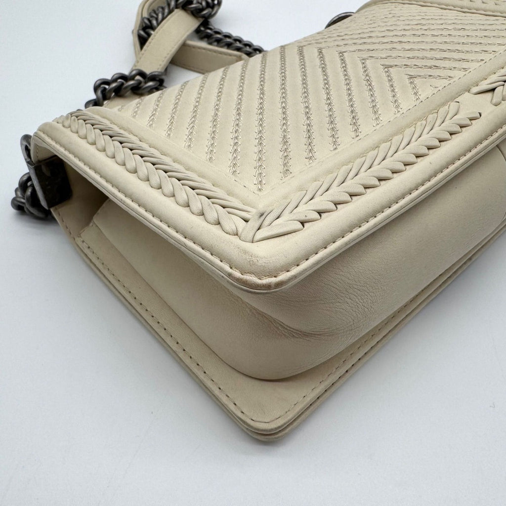 Chanel Shoulder Bag Boy Stitch CC Logo Leather Ivory with Shield Silver — view 9