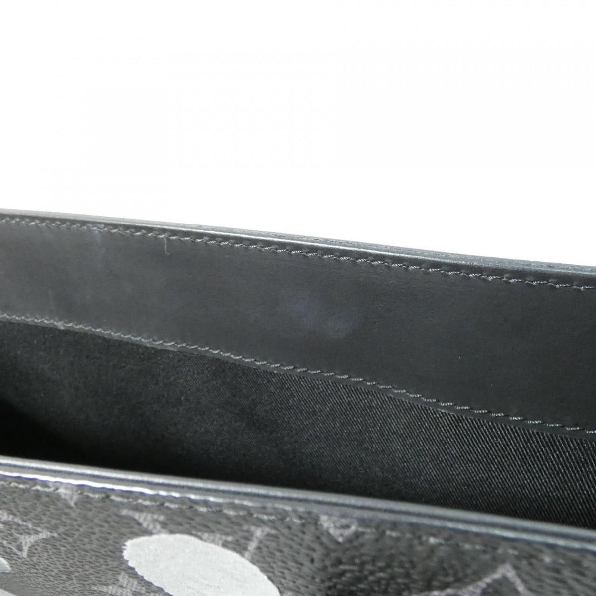 Louis Vuitton Monogram Eclipse Sac Plat Bag — view 8