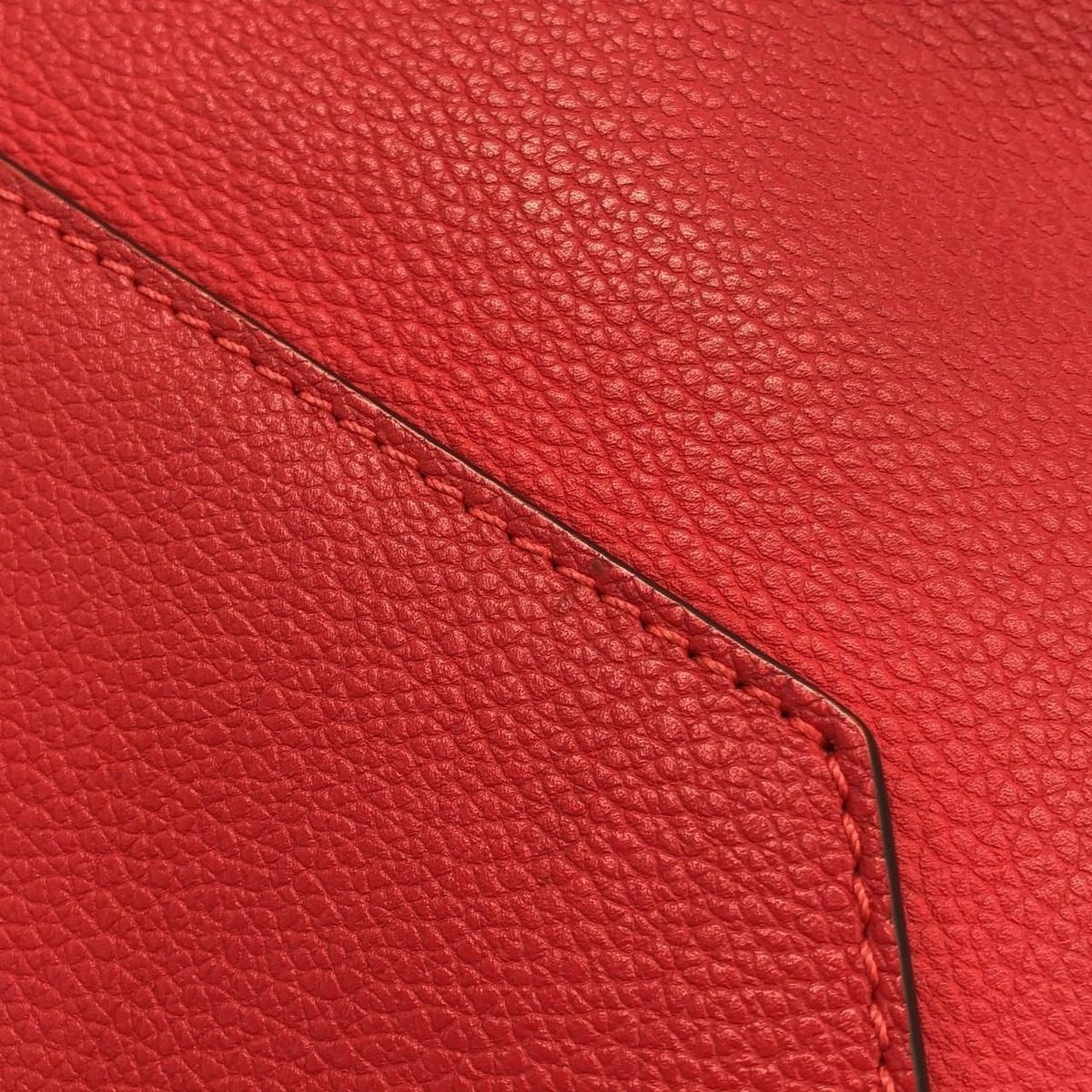 Louis Vuitton Lockme II BB Shoulder Bag — view 5