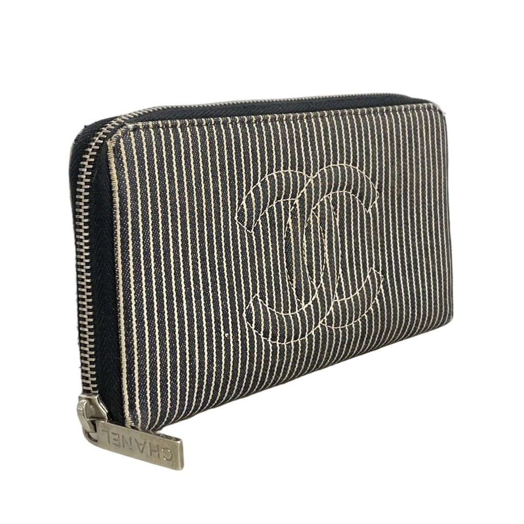 Chanel Wallet Denim Black Silver — view 2