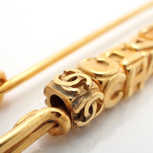 Chanel Brooch Safety Pin 01 P Logo Cube GP Gold Color — view 8