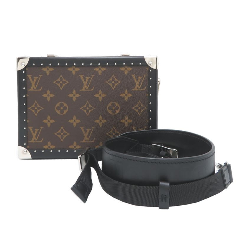 Louis Vuitton Shoulder Bag — view 2