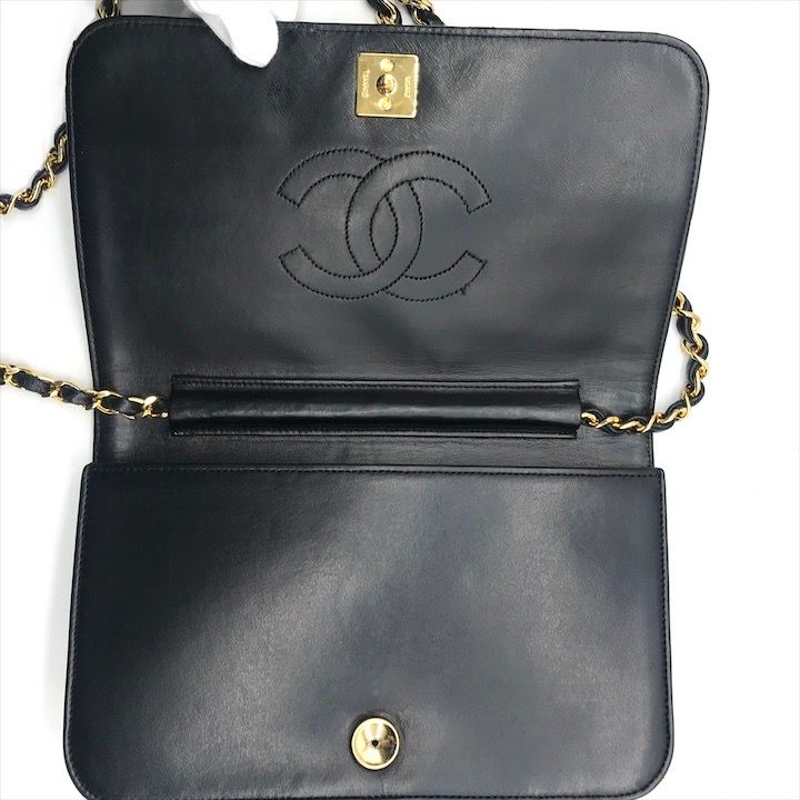 Chanel CC Logo Quilted Lambskin Push Lock Chain Shoulder Bag Black — view 7