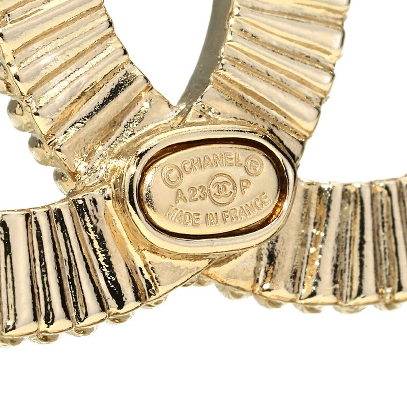 Chanel Brooch Square Pin — view 5