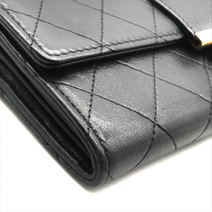 Chanel Quilted CC Logo Turnlock Wallet Black — view 4