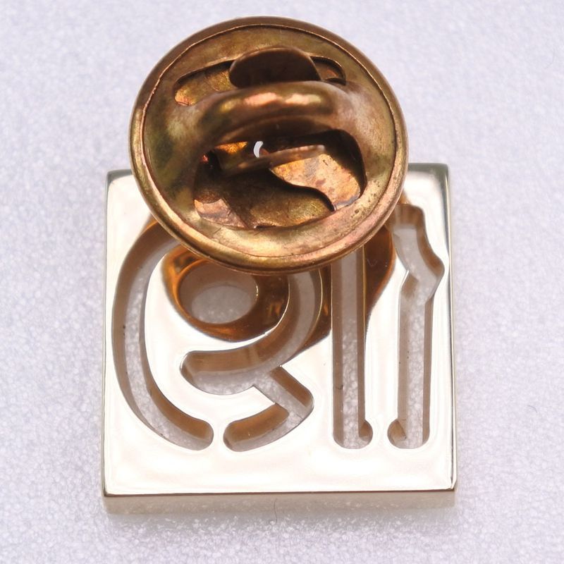 Chanel No.19 Pin Brooch Gold Plated And Rhinestone 4.1 g — view 4