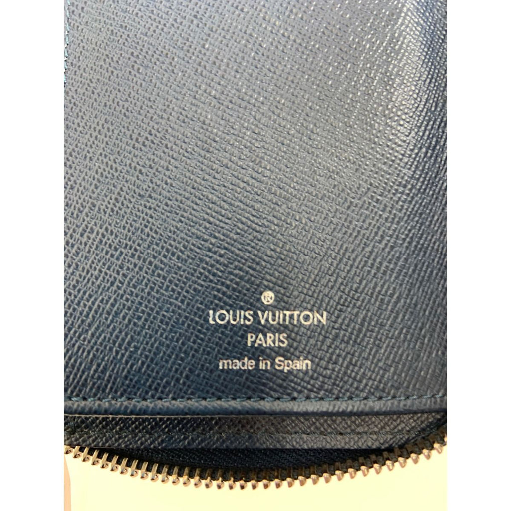 Louis Vuitton Taiga Zippy Wallet Vertical Round Zipper Long Navy — view 8