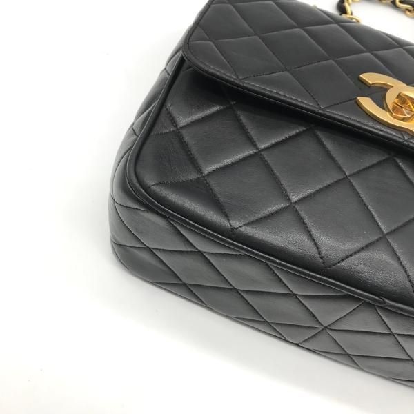 Chanel Quilted Big CC Logo Chain Shoulder Bag Black — view 4