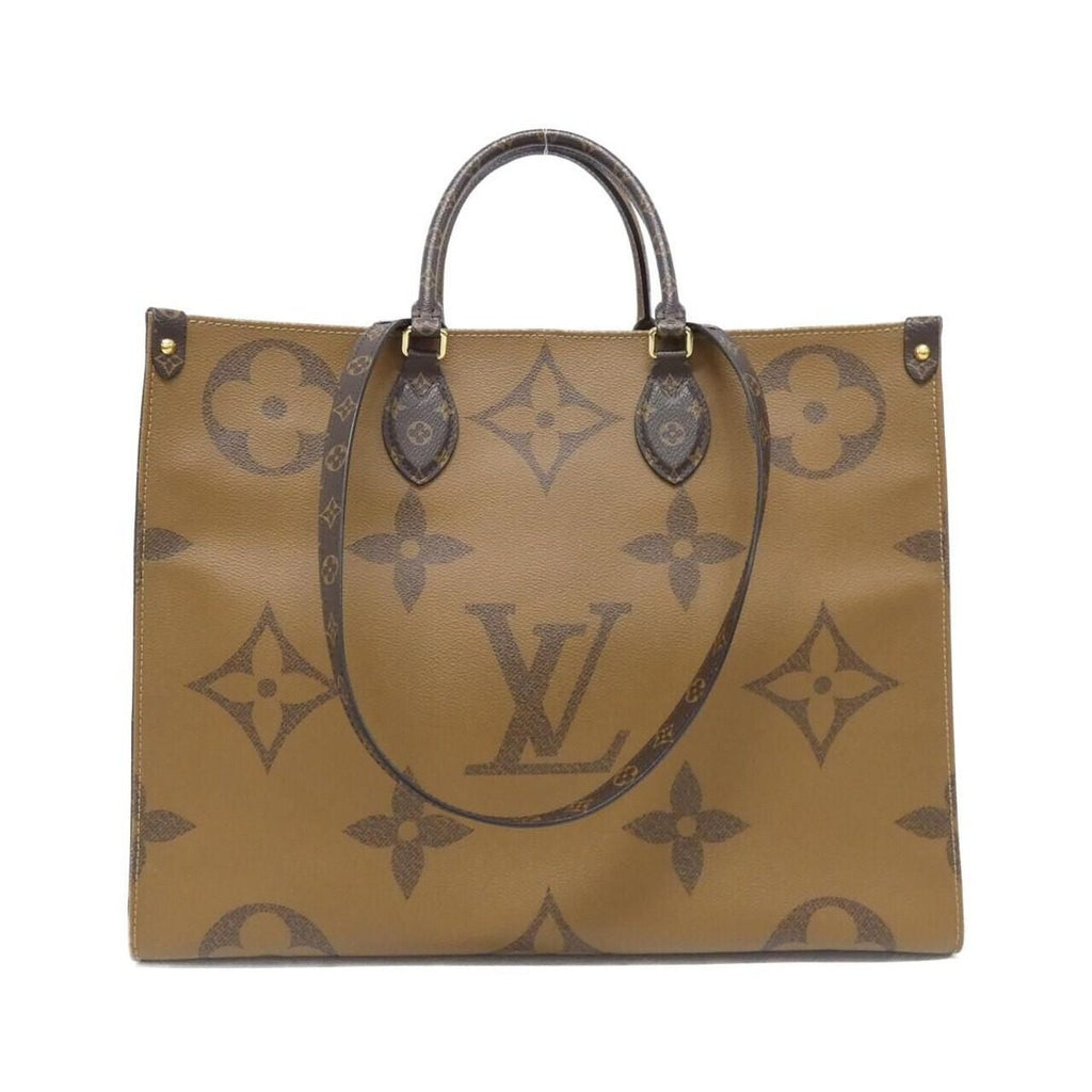 Louis Vuitton Monogram Giant On The Go GM Bag — view 2