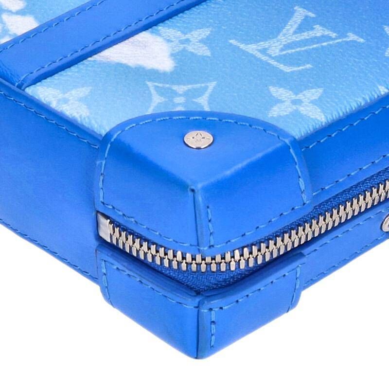 Louis Vuitton Soft Trunk Wallet Monogram Claus Shoulder Bag — view 5