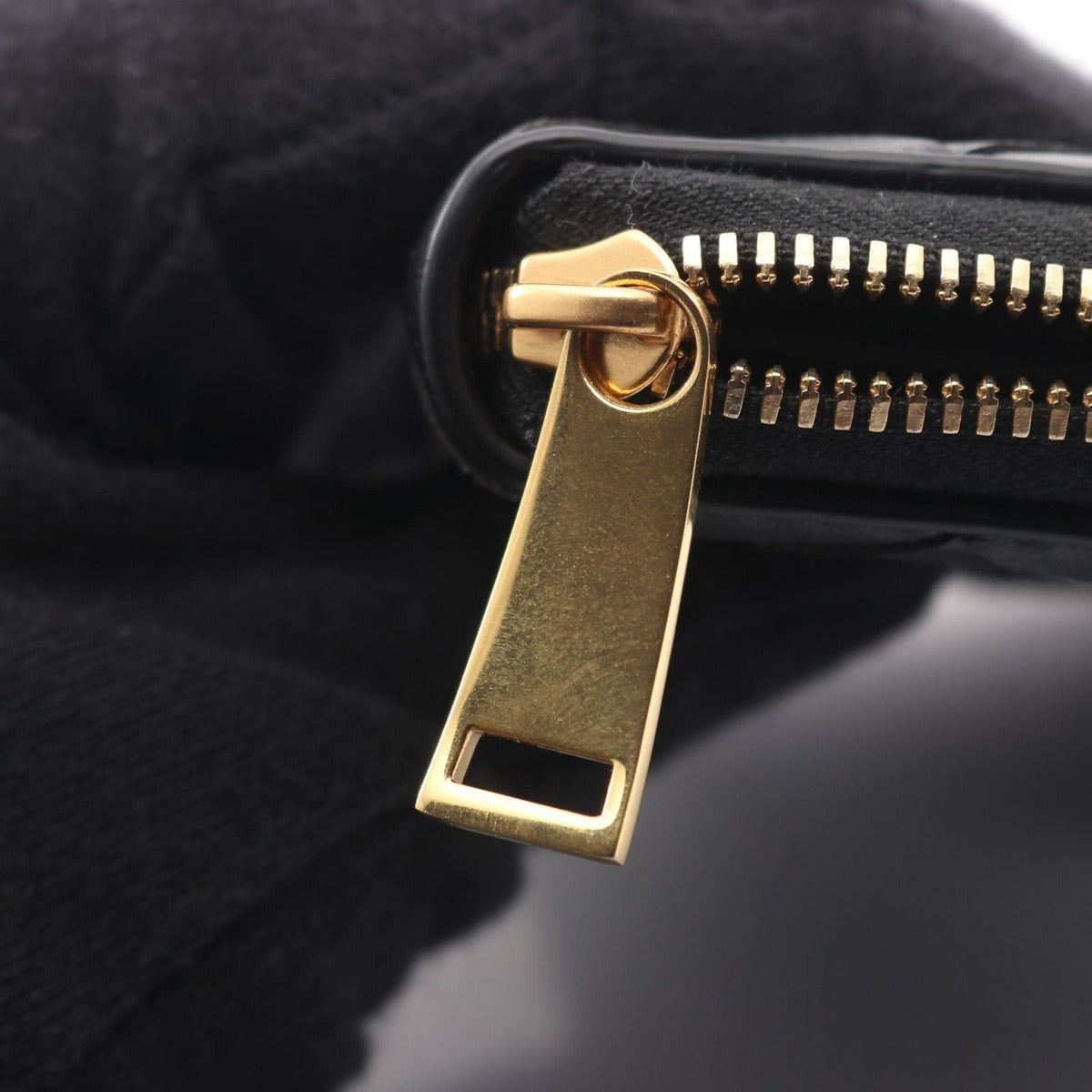 Bottega Veneta Coin Case Intrecciato Black Leather — view 6