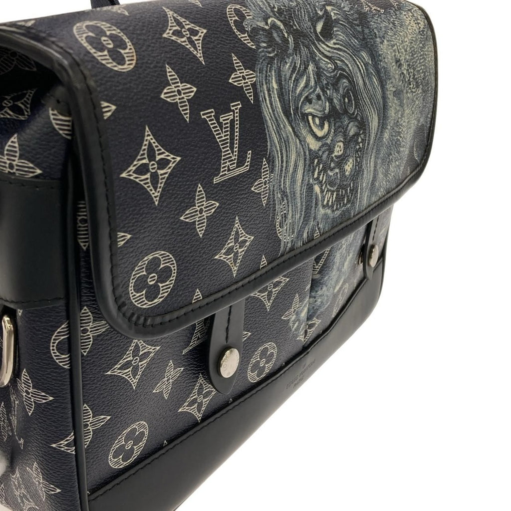 Louis Vuitton Monogram Savannah Shoulder Bag — view 4