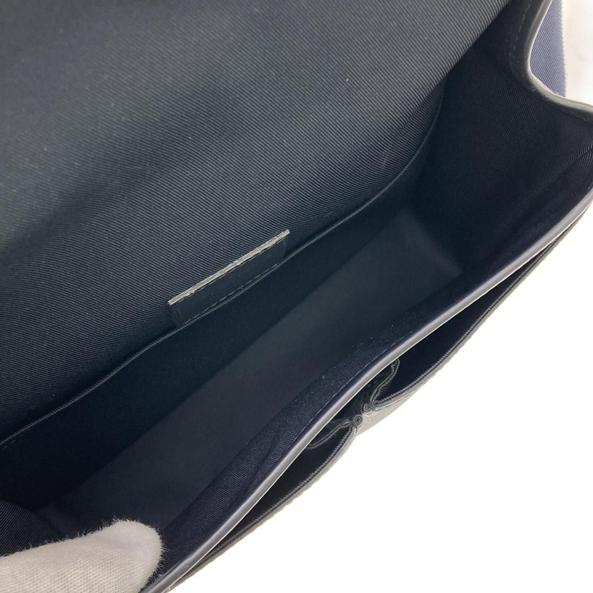 Louis Vuitton Monogram Savannah Shoulder Bag — view 6