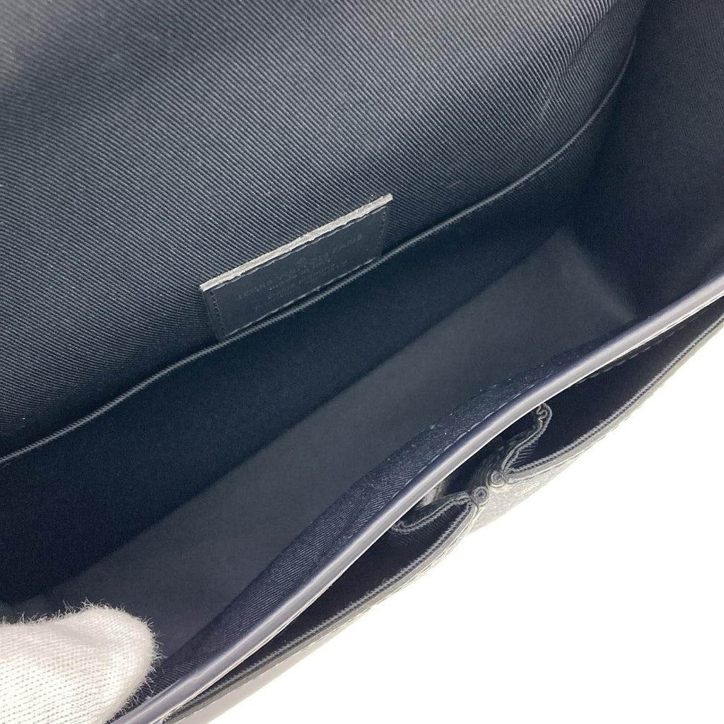 Louis Vuitton Monogram Savannah Shoulder Bag — view 7
