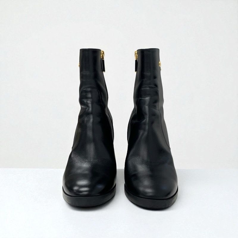 Christian Dior D-town Boots Short Shoes Leather Black Gold Logo — view 3