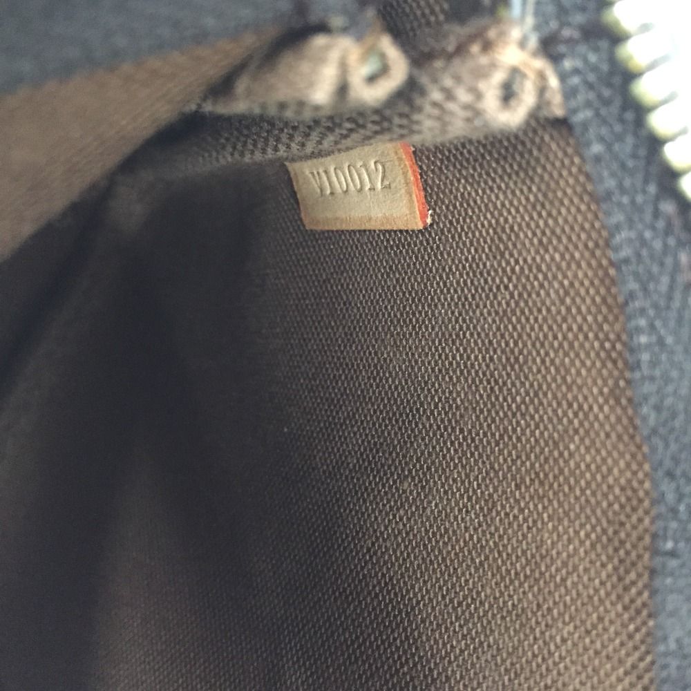 Louis Vuitton Pouch Monogram Accessoire — view 7