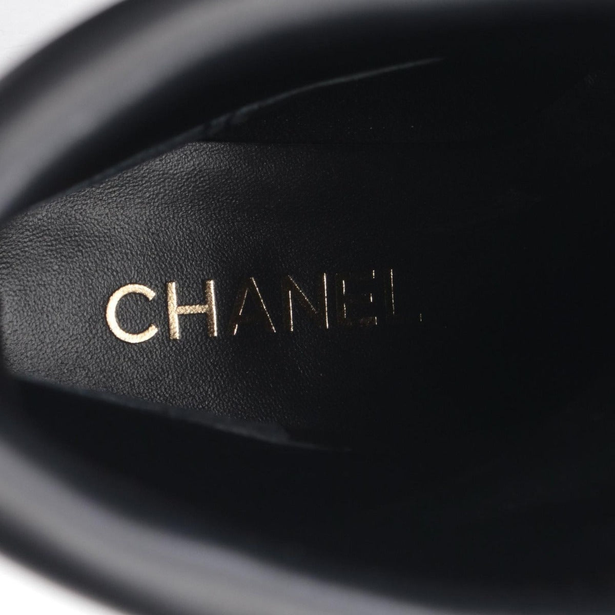 Chanel Boots CC Logo Chain Short Black Leather — view 5