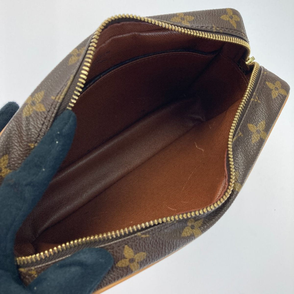 Louis Vuitton Monogram Compiegne Second Bag Clutch with Cloth — view 3