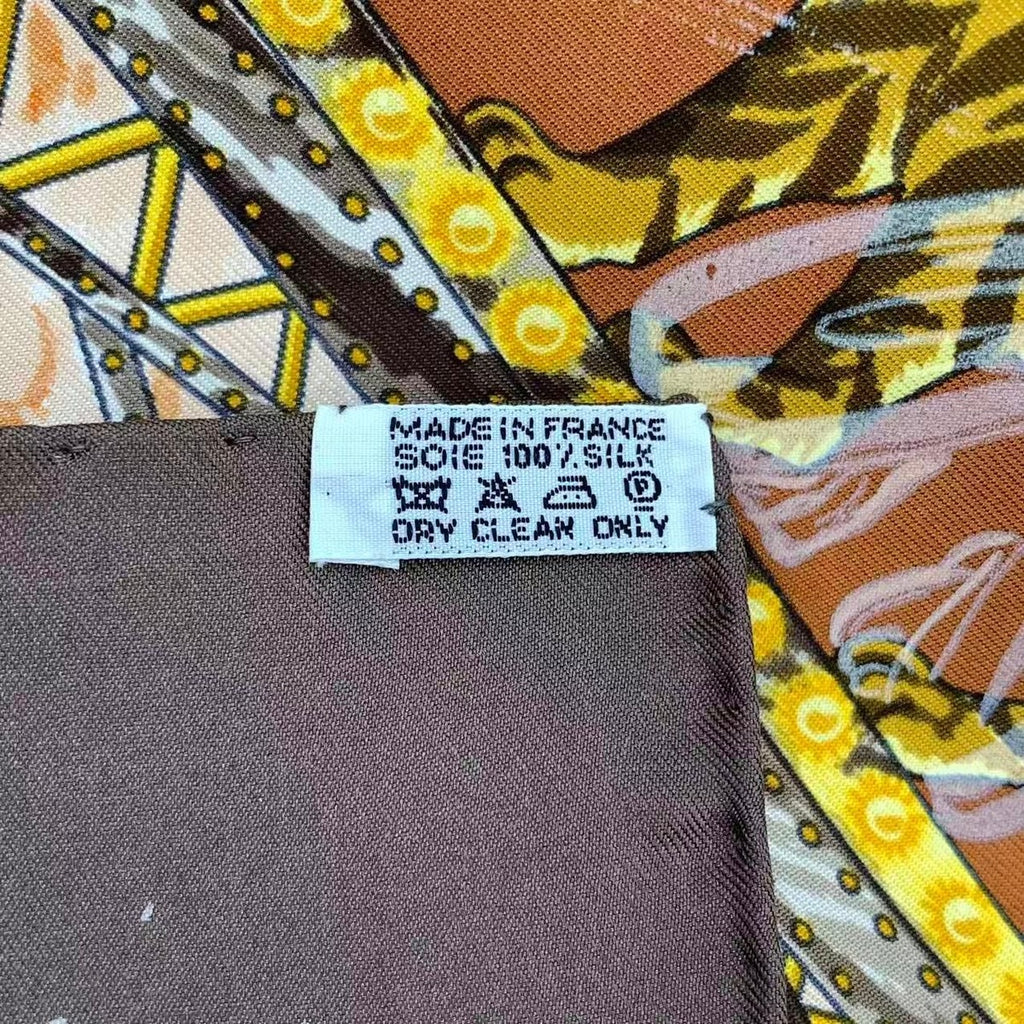 Hermes Carre 90 LA Magie Magic Rabbit Trick Pigeon Clown Silk Brown Box — view 3
