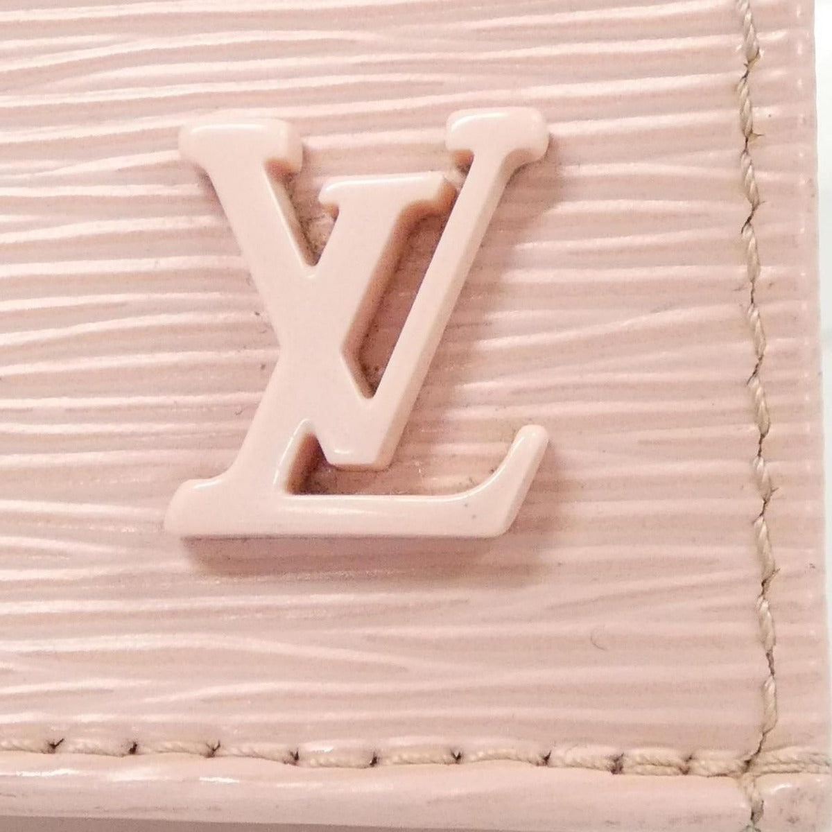 Louis Vuitton Epi Petite Sac Plat Shoulder Bag — view 4