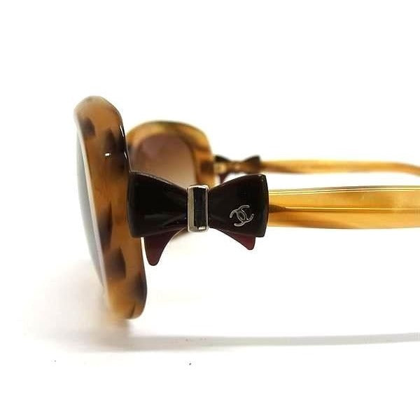Chanel Sunglasses CC Logo Brown Clear Gradient Acetate — view 3