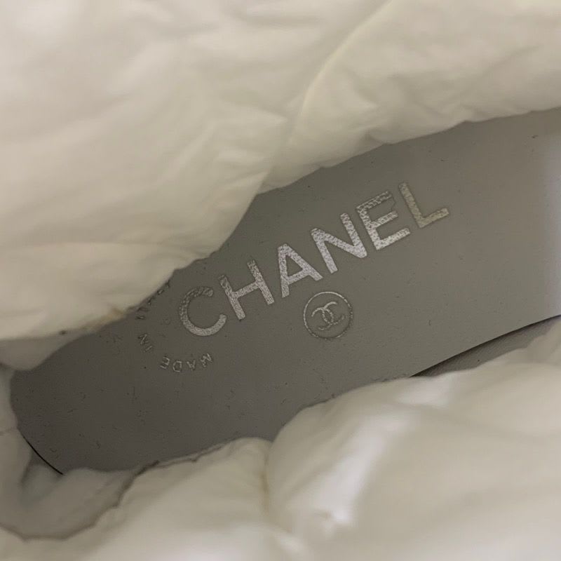 Chanel Boots Short Shoes Nylon Leather White Black Quilted Chain Belt — view 7