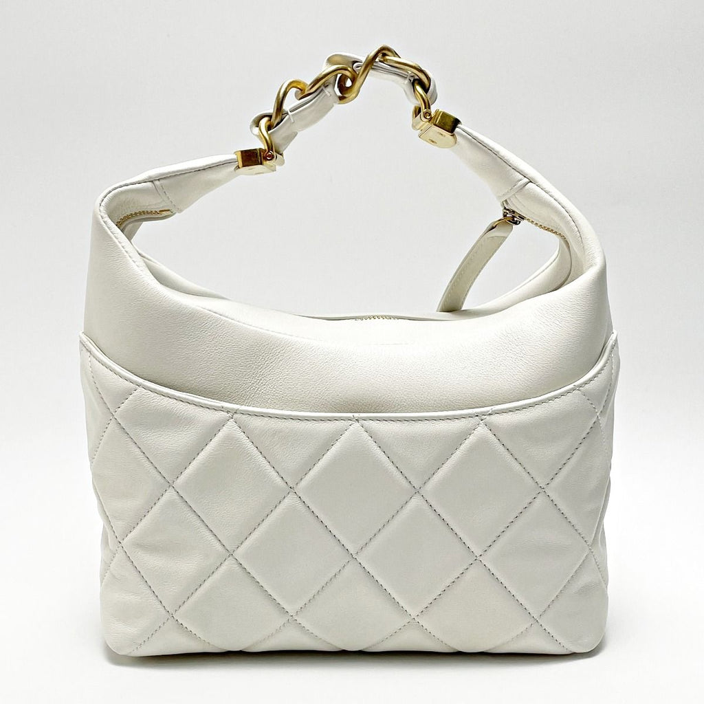Chanel Quilted As3292 White Chain Tote Bag Lambskin Gold Hardware — view 2