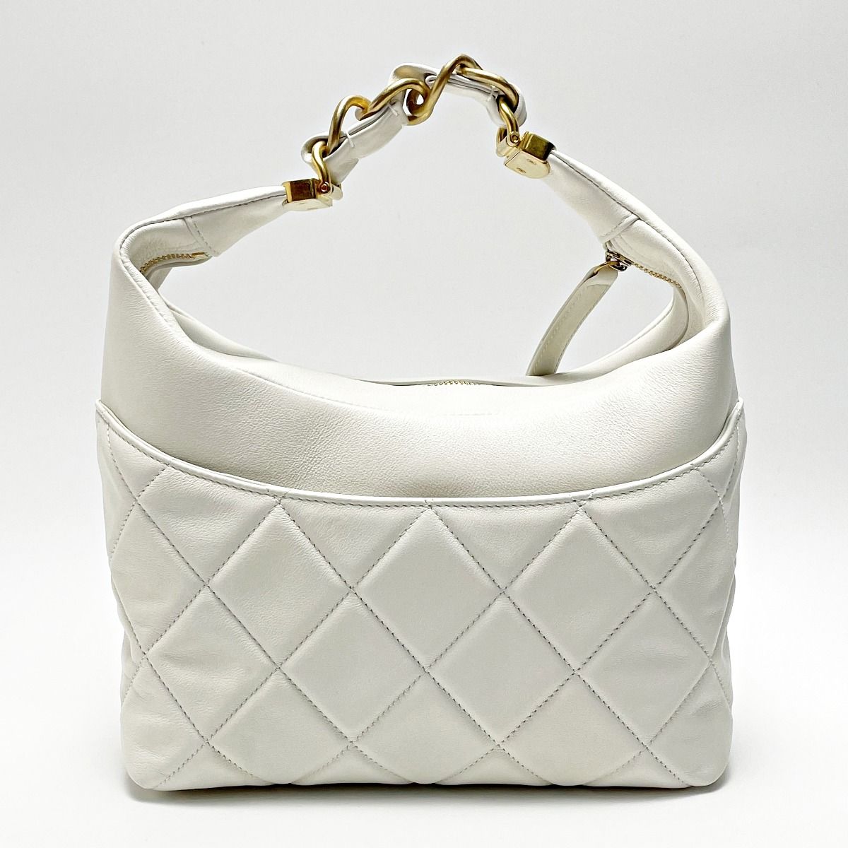 Chanel Quilted As3292 White Chain Tote Bag Lambskin Gold Hardware — view 2