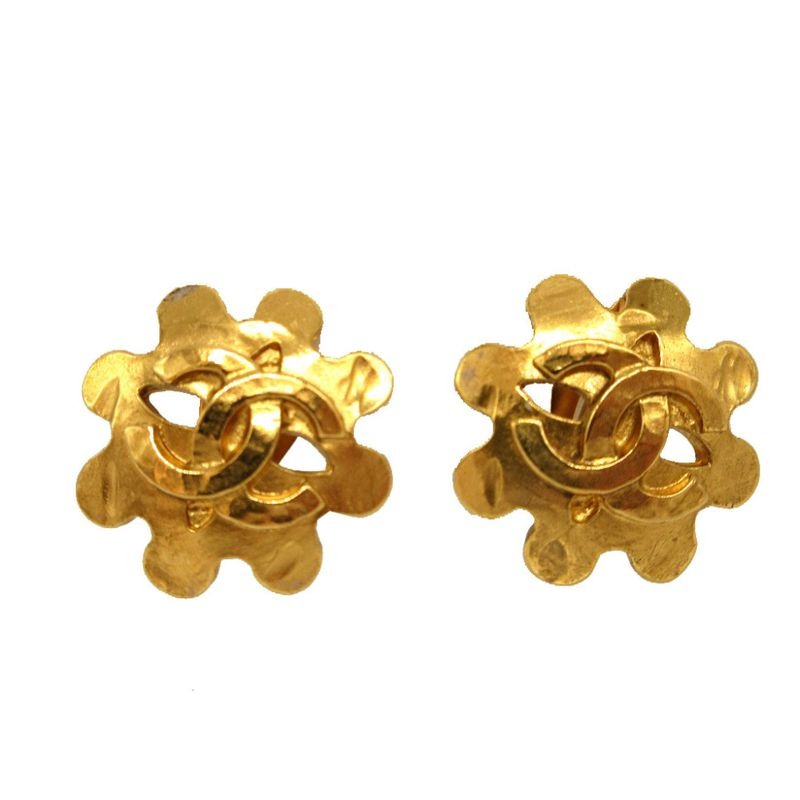 Chanel Coco Mark Vintage 94 P Metal Gold Earrings 0505 — view 2