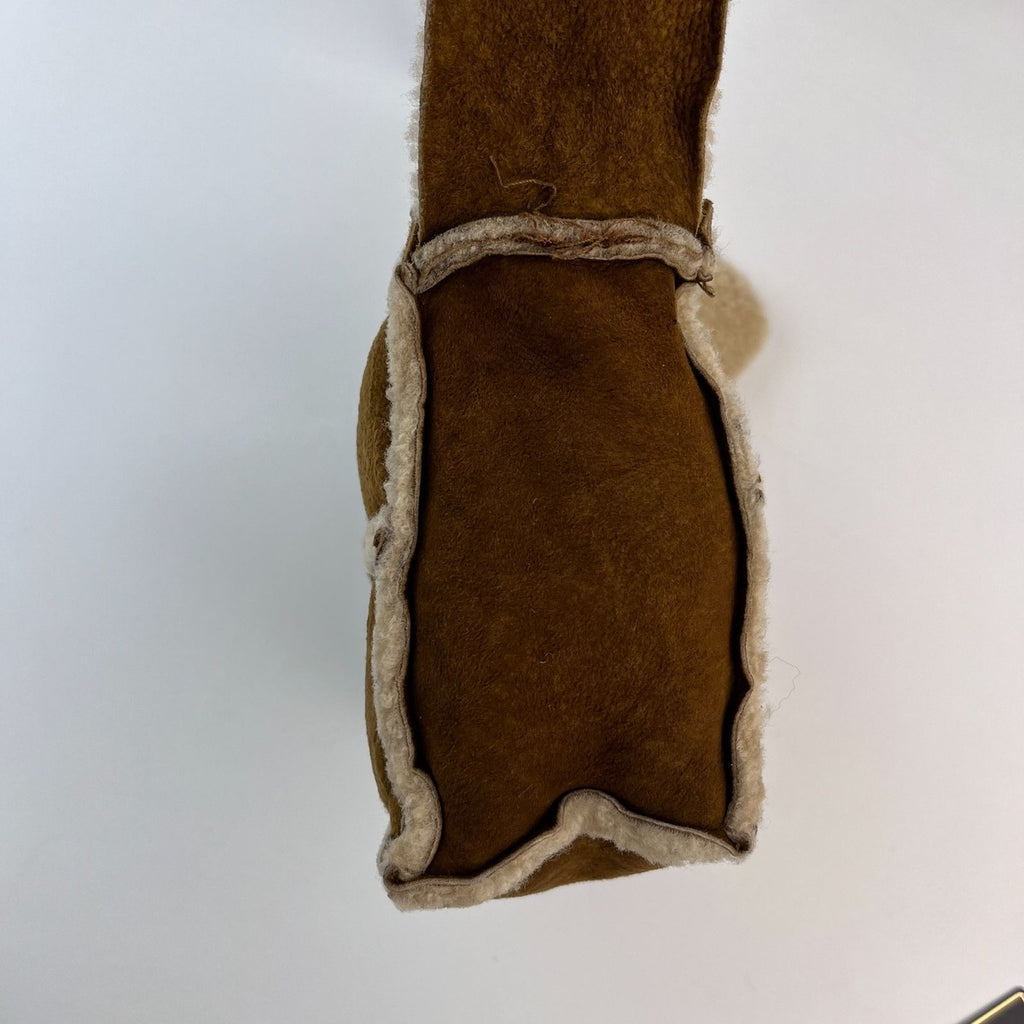 Chanel CC Logo Quilted Shoulder Bag Brown Mouton Suede Vintage — view 5