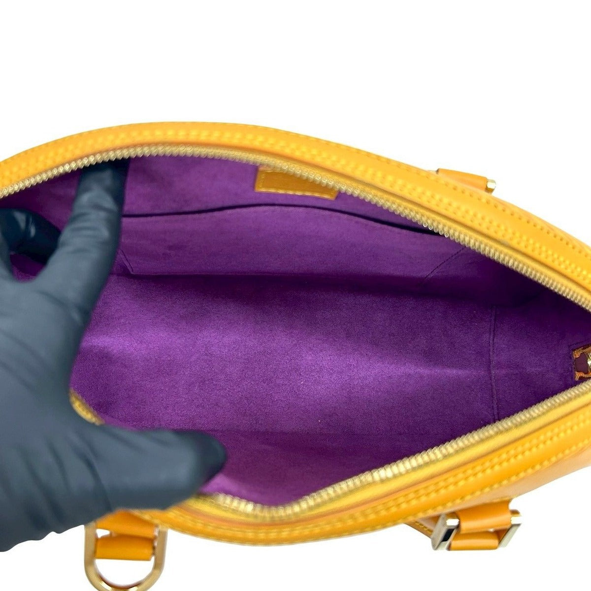 Louis Vuitton Vintage Jasmine Epi Leather Mini Boston Bag Tassili — view 9