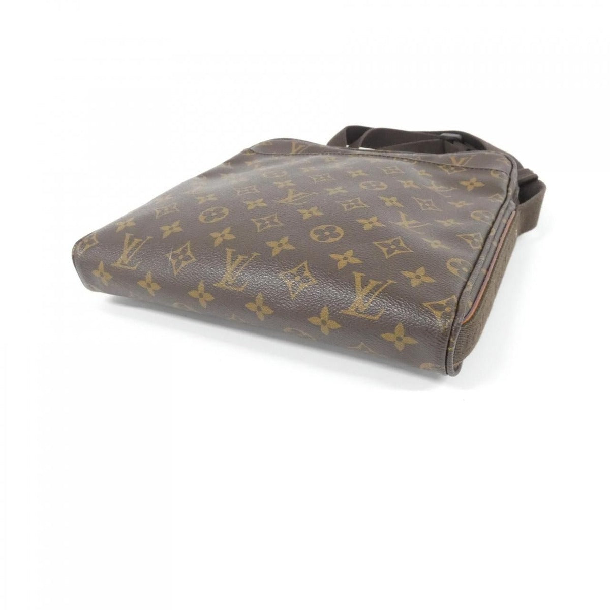 Louis Vuitton Monogram Trotteur Boble Shoulder Bag — view 3