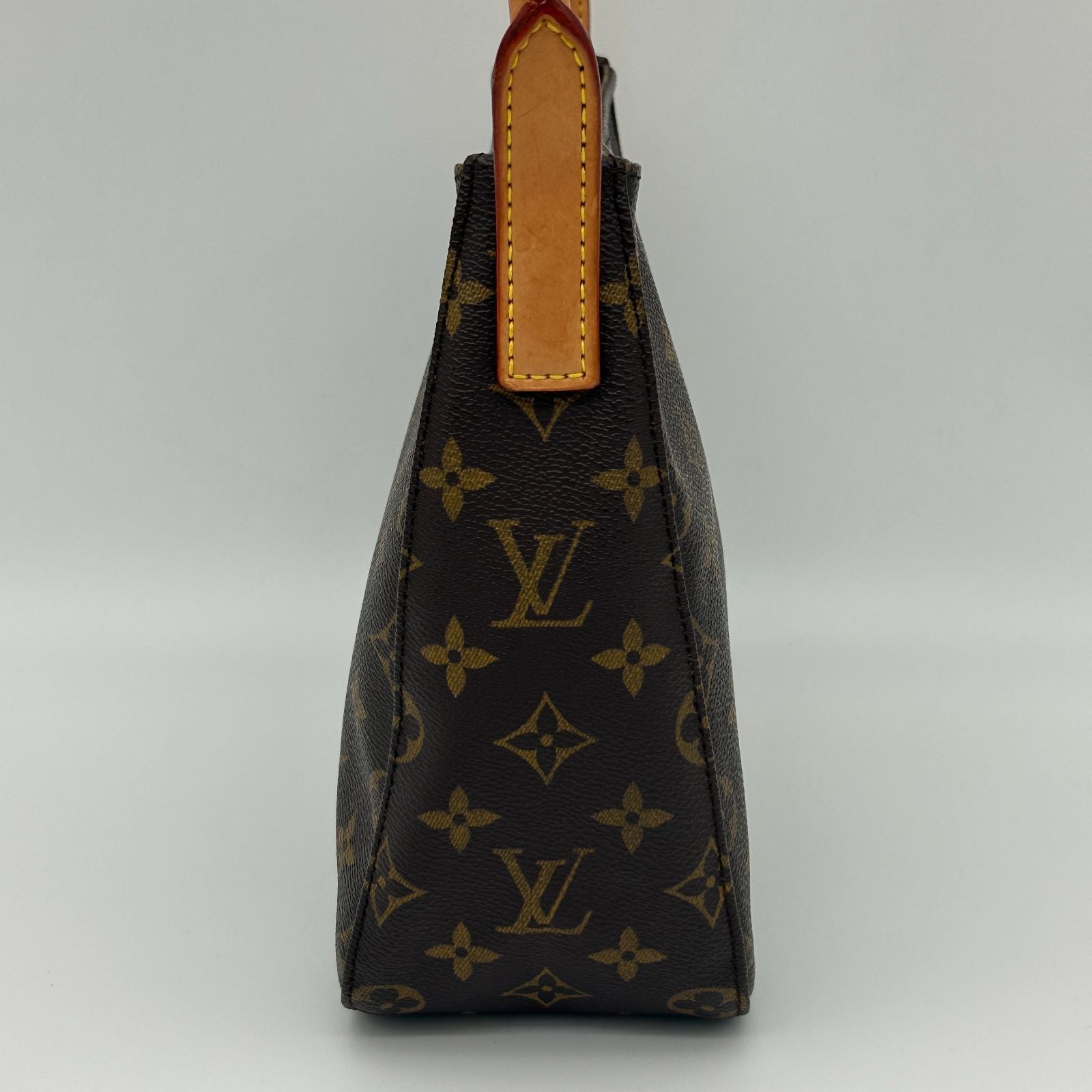 Louis Vuitton Looping MM — view 5