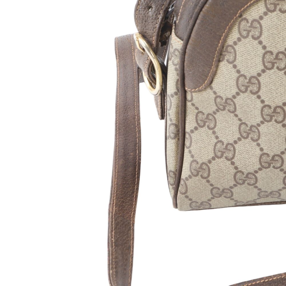 Gucci GG Supreme Leather Shoulder Bag Crossbody Brown — view 2