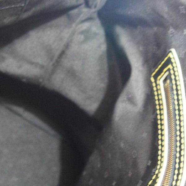 Louis Vuitton Suhali Rockit PM Tote Handbag Noir — view 9