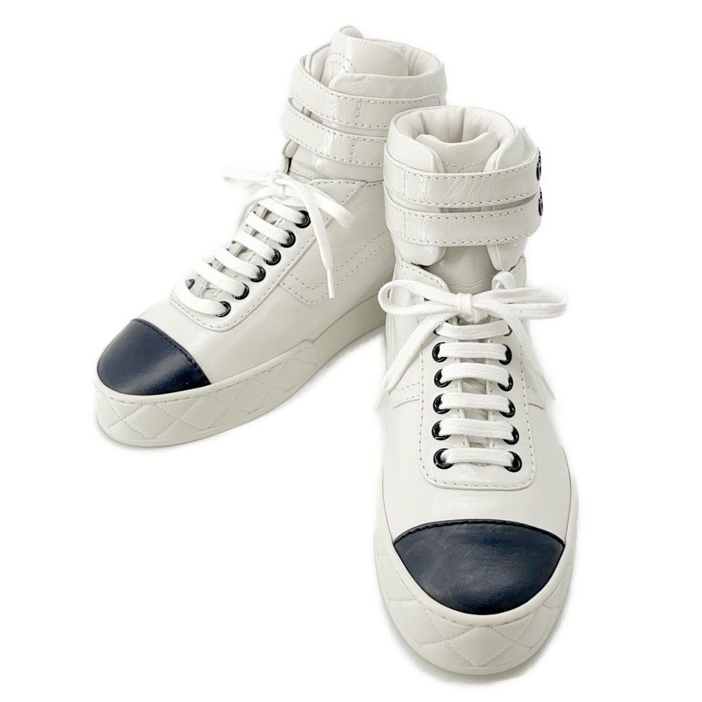 Chanel Sneakers CC Logo 36 Shoes White Black