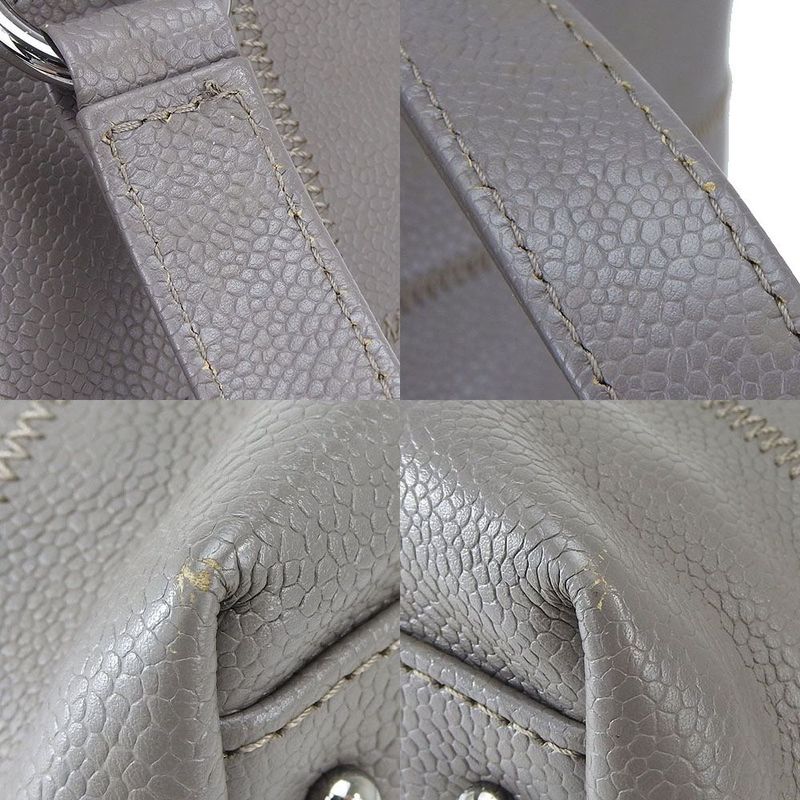 Chanel Tote Bag Chocobar 9 th Soft Caviar Leather Greyish Silver Hardware — view 5