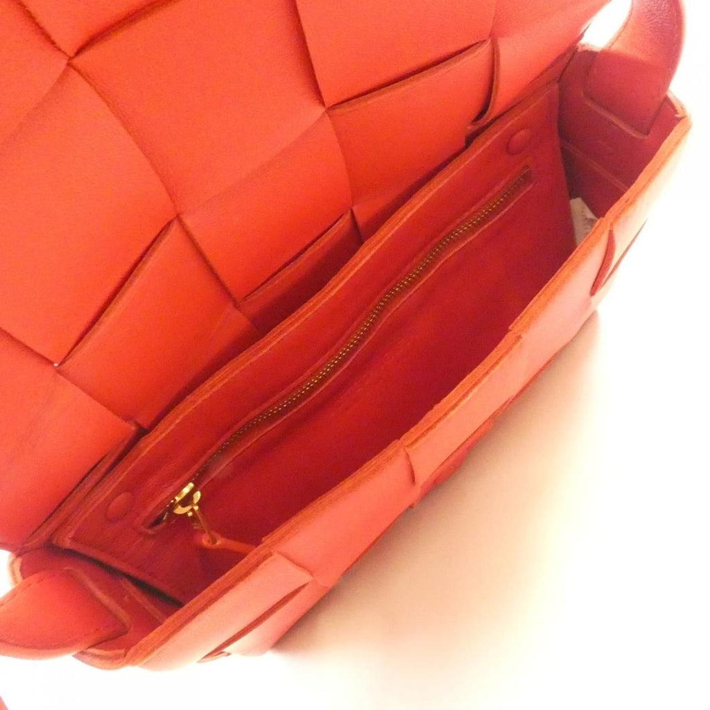 Bottega Veneta Shoulder Bag Red — view 6