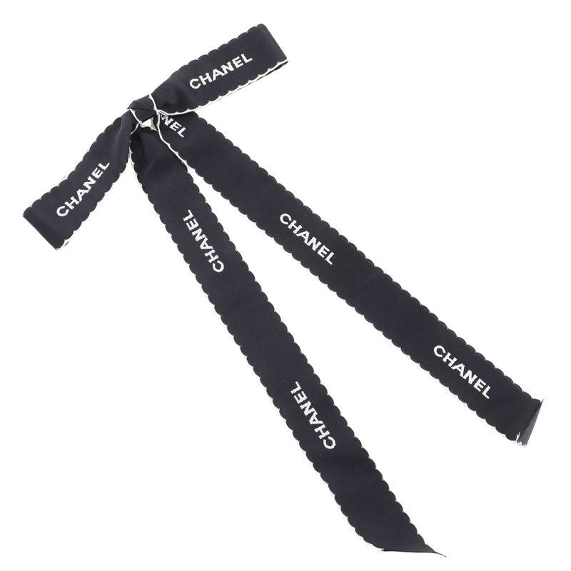 Chanel Ribbon Logo Vintage Satin Black White 15 g Brooch — view 2