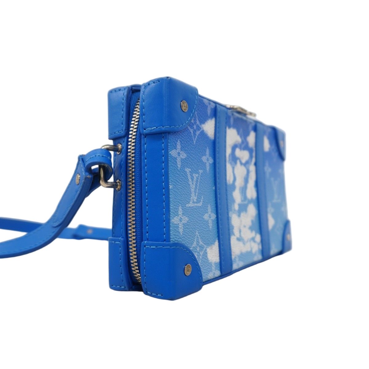 Louis Vuitton Shoulder Bag Monogram Clouds Soft Trunk Wallet Blue White — view 2