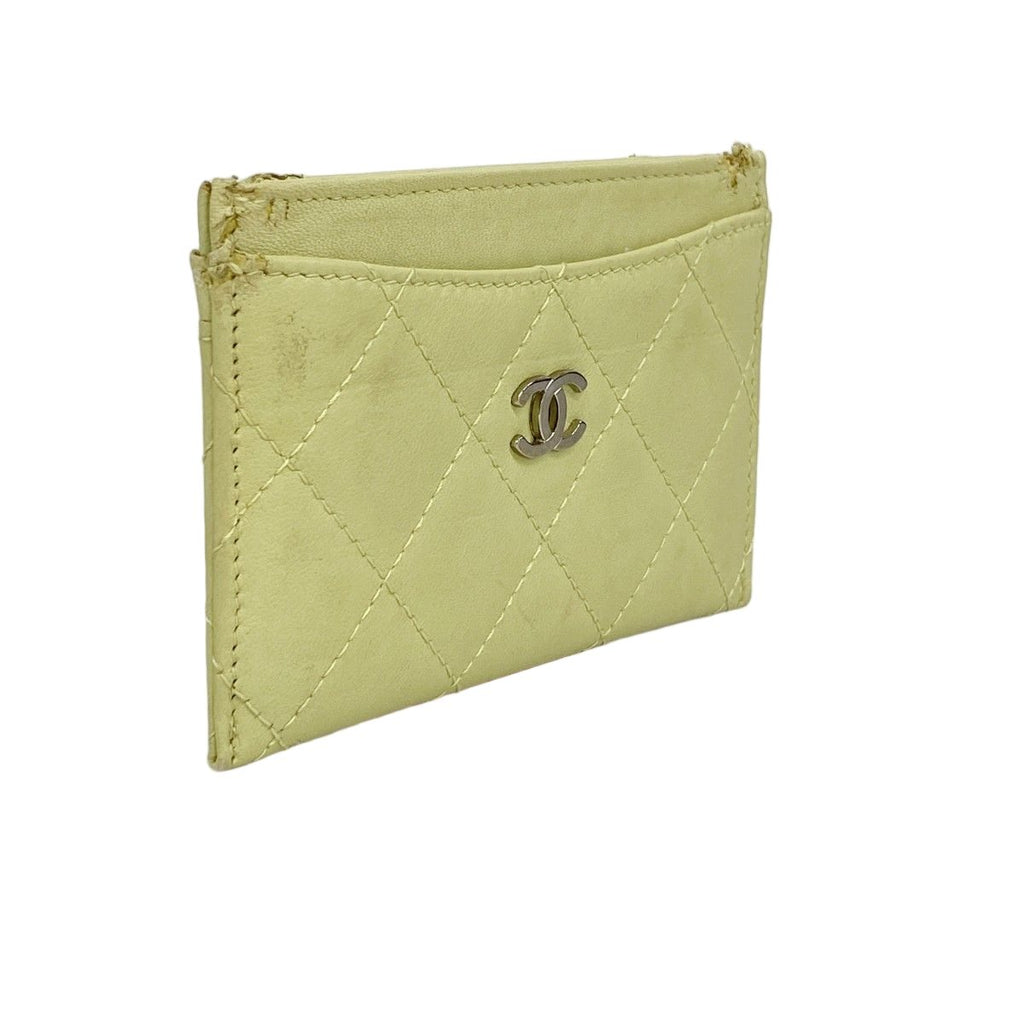 Chanel Card Case Quilted Lambskin Light Green Silver — view 2