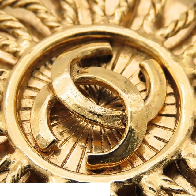 Chanel Pin Brooch Gold Metal CC Logo Sun Motif Vintage — view 7